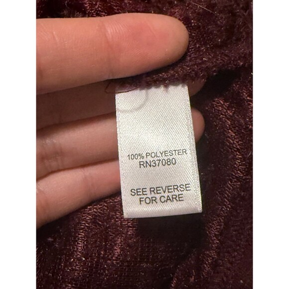 NWT burgundy maroon faux fur fuzzy sweater - Picture 5 of 5